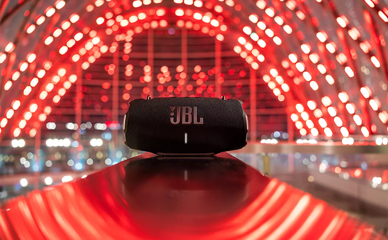 JBL Xtreme 4 Blue | Покупайте в фирменном интернет магазине JBL by